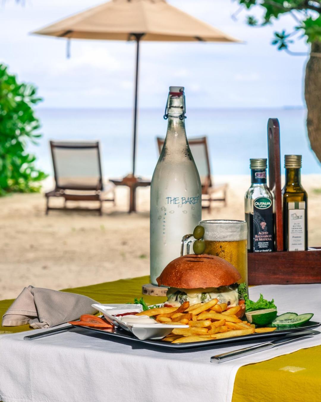 The Barefoot Eco Hotel Hanimaadhoo Island Exteriör bild