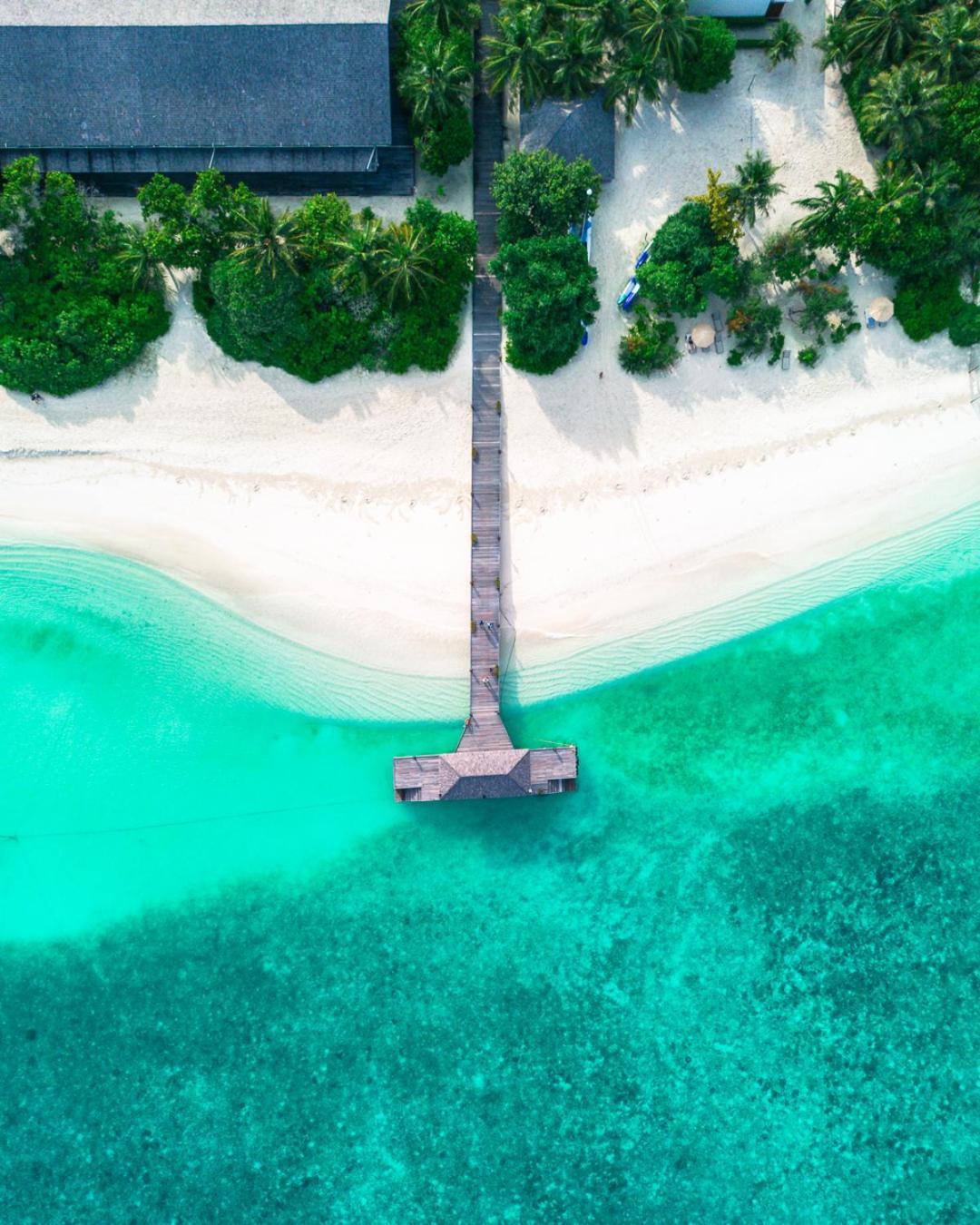 The Barefoot Eco Hotel Hanimaadhoo Island Exteriör bild