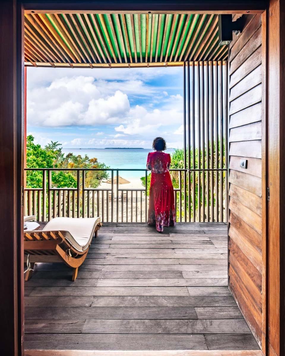 The Barefoot Eco Hotel Hanimaadhoo Island Exteriör bild