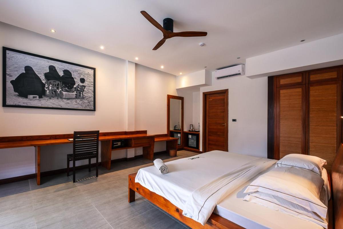The Barefoot Eco Hotel Hanimaadhoo Island Exteriör bild